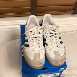 Samba OG Adidas White with Green Stripes